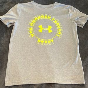 Boys size large grey Under Armour tshirt